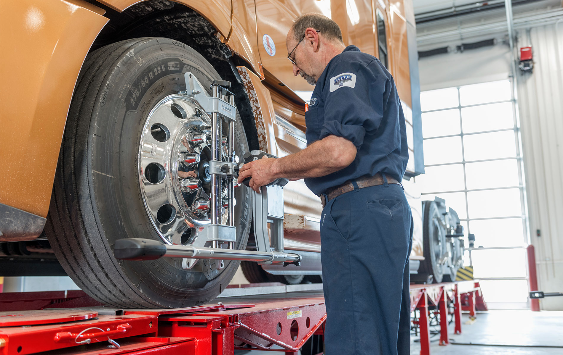 align-wahd-realshop-truckcentersinc1.jpg